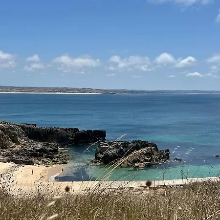 Porto D'areia House * Пениши